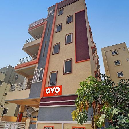 Hotel O S V Residency Kajaguda Near Gachibowli Hyderabad Exterior foto