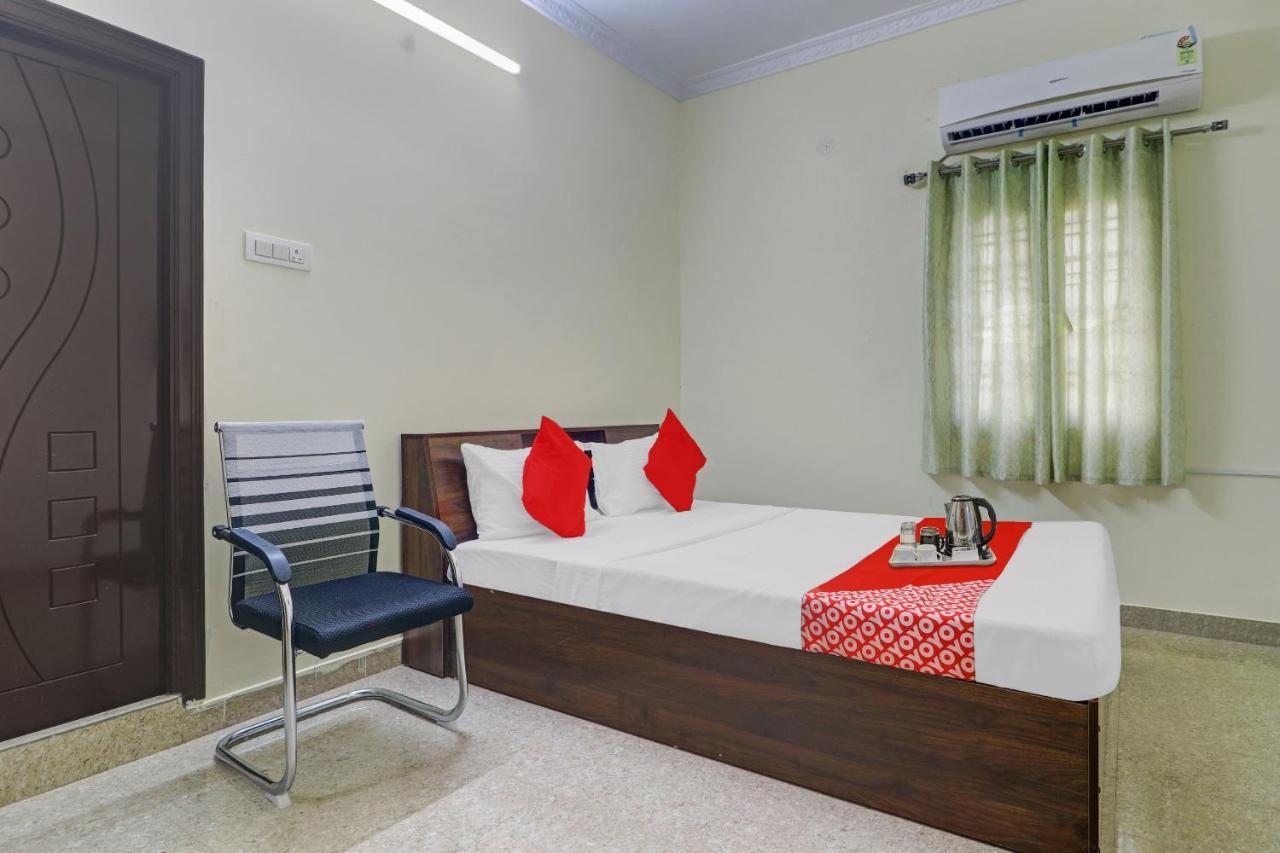 Hotel O S V Residency Kajaguda Near Gachibowli Hyderabad Exterior foto