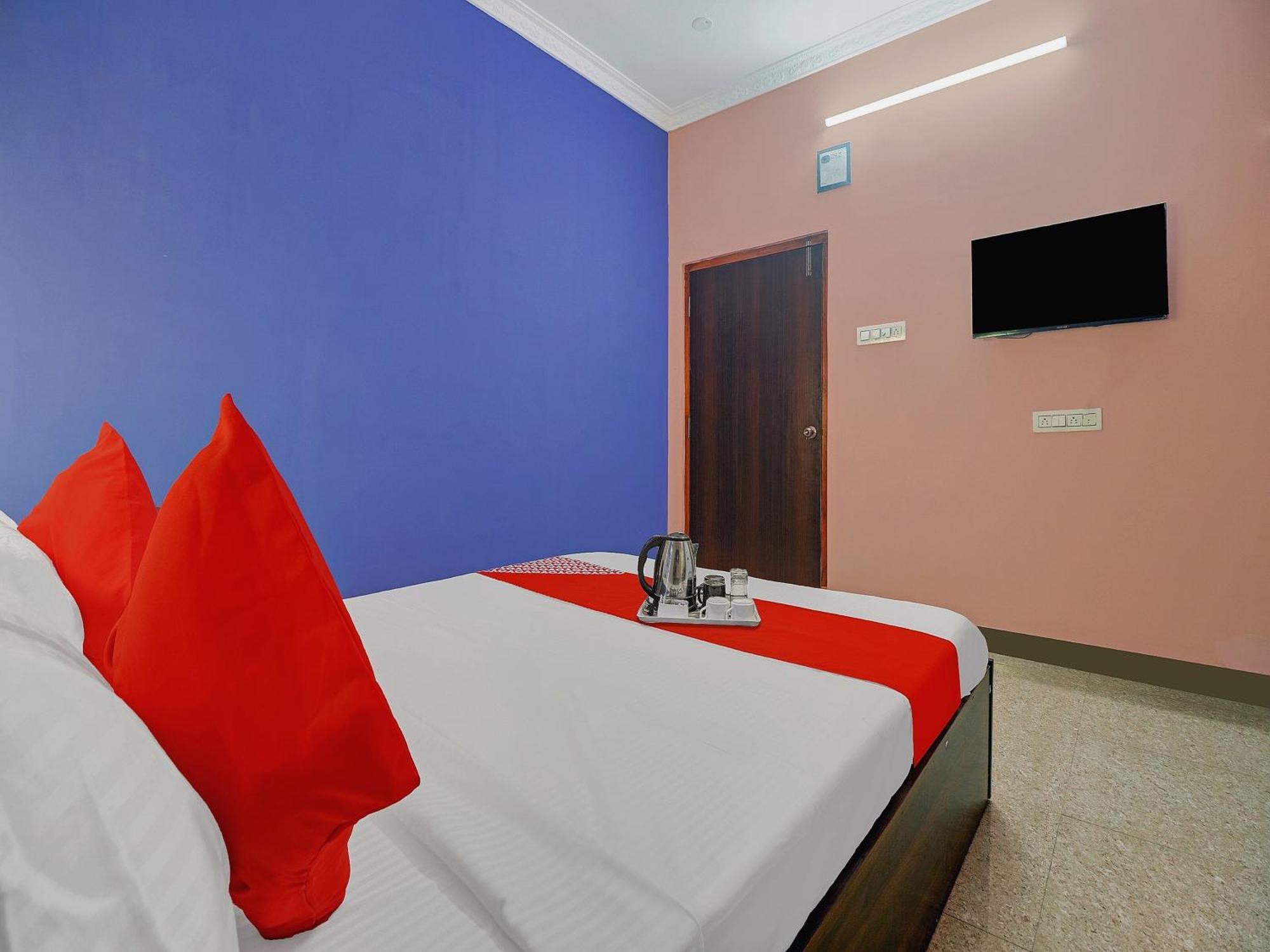Hotel O S V Residency Kajaguda Near Gachibowli Hyderabad Exterior foto